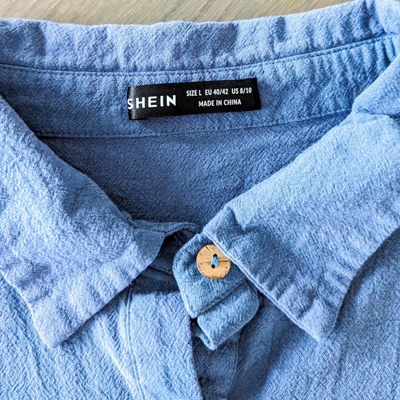 SHEIN Women's Pocket Front Button Up Shirt, Dusty Blue, 8/10 - Picture 4 of 6